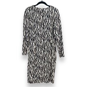 H&M White/Brown 3/4 Sleeve Animal print Scoop neck Bodycon Midi Dress